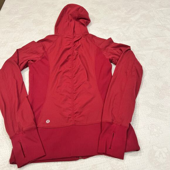 Lululemon in the flux jacket women 8 burgundy / plum - Picture 5 of 8
